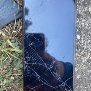 respondent's mobile phone after getting smashed by a baton of a Croatian police officer after the apprehension